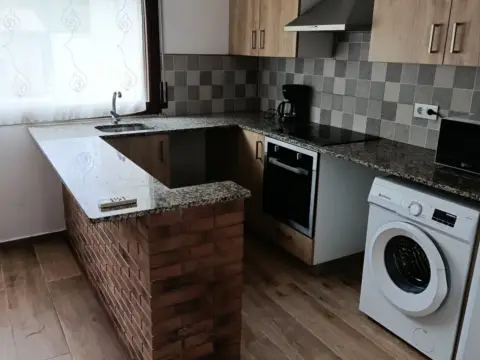 Casa unifamiliar en calle Carme Auguet I Comalada,  36
