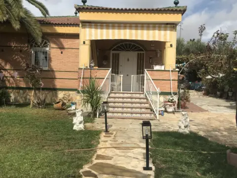 Chalet rústico en Camino de Ubeda, 1