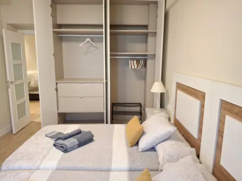 Piso en Felipe IV Aren Hiribidea, 8