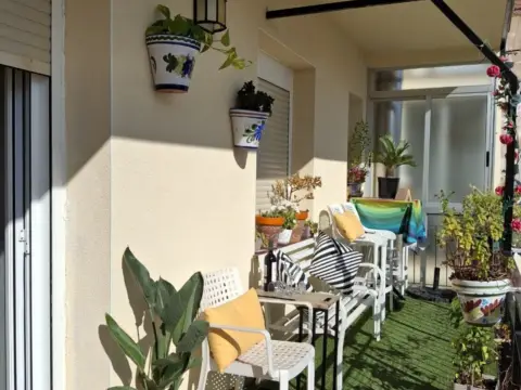 Piso en Avenida de Gonzalo de Berceo, 15