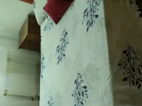 Habitación en calle de Ambroz, 2