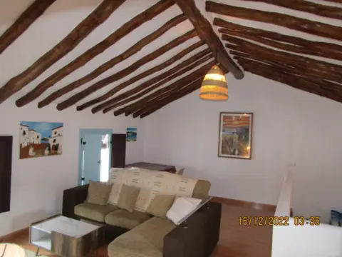 Casa pareada en calle de los Corrales, 1