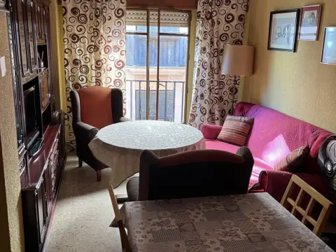 Piso en calle de Santiago, 2