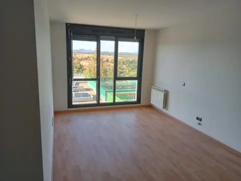 Piso en calle Vegamian, 1