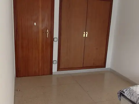 Habitación en Avinguda del Pau, 26