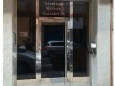 Piso en calle del Arzobispo Marcelo González, 26