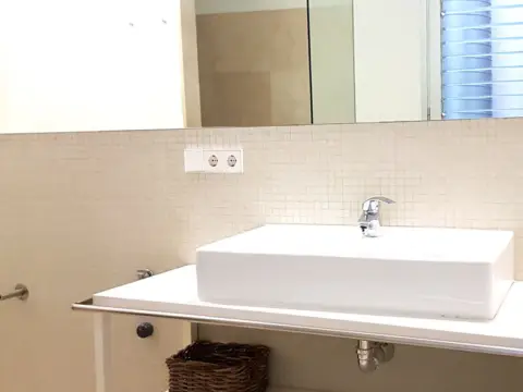 Piso en calle Santa Rosalia, 85