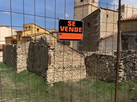 Finca rústica en calle de la Fuente, 12
