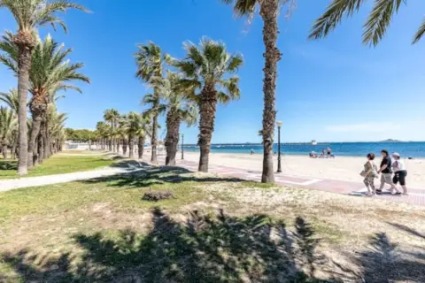 Apartamento en calle de Pablo Picasso, 42