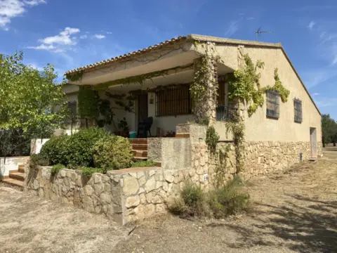 Chalet unifamiliar en Camino de Humosa, 43