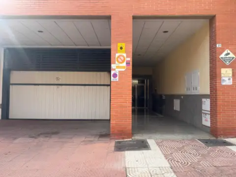 Garaje en calle de Aranda de Duero, 25