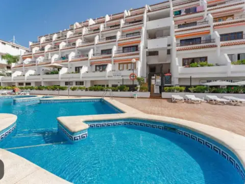Apartamento en Avenida de los Pueblos, 10