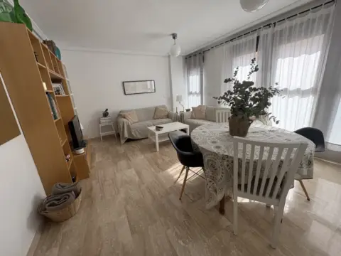 Habitación en calle del Pintor Gisbert, 26