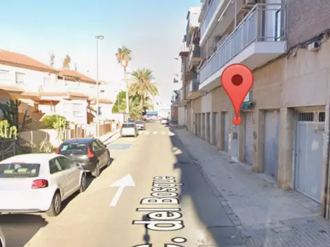 Garaje en calle del Bosque, 14