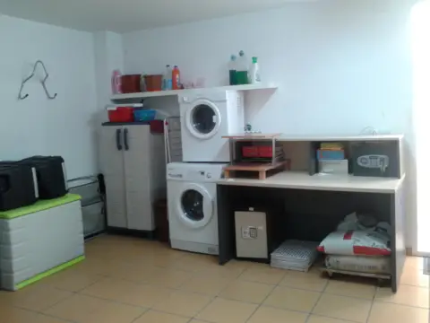 Casa adosada en Carrer Pantano María Cristina, 1