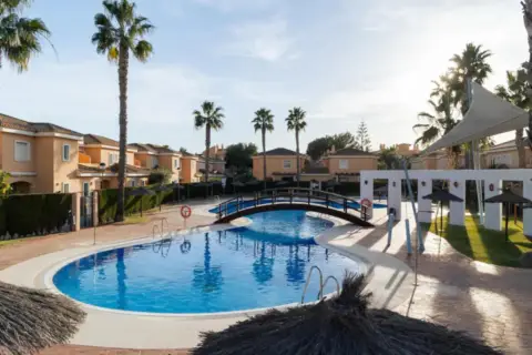 Piso en calle de Magallanes, 719