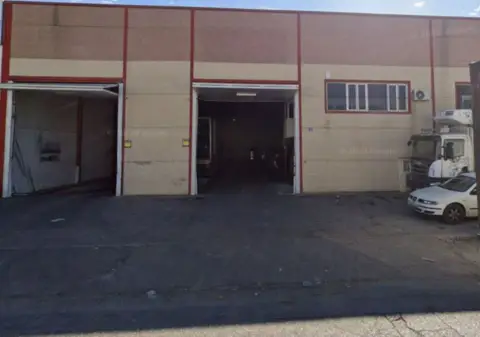 Nave industrial en calle de Matías Balsera, 16