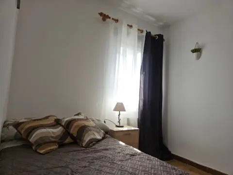 Habitación en calle de Calasparra, 25