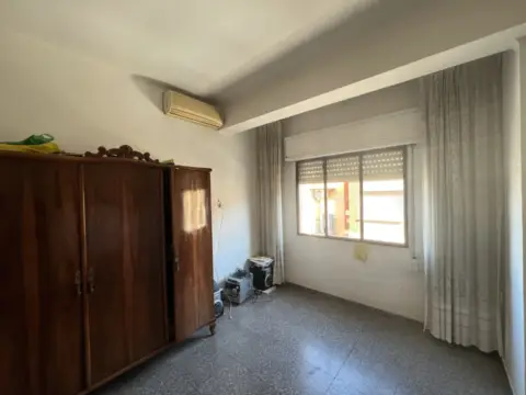 Casa pareada en Carrer de Miguel de Cervantes, 14