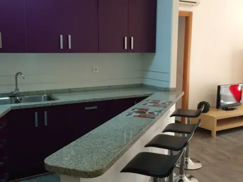 Piso en calle de Jacinto Benavente, 6