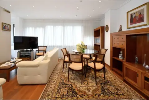 Piso en Avenida de los Castros, 36