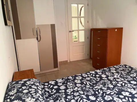 Habitación en calle de Teulada, 65