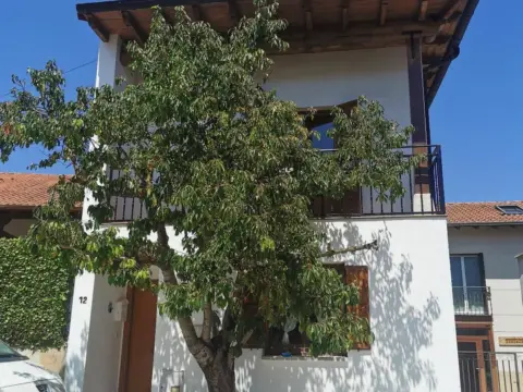 Casa unifamiliar en Camino de la Fuente, 12