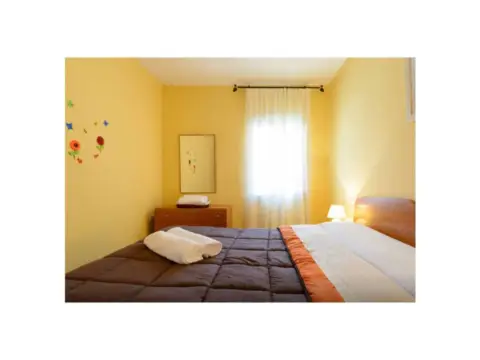 Piso en calle Puerta Los Guzmanes, 3