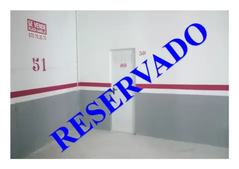 Garaje en Camino de Tosal, 1