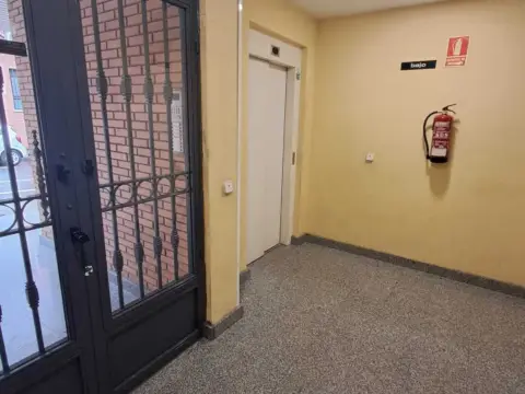 Ático en calle de Afueras a Valverde, 11