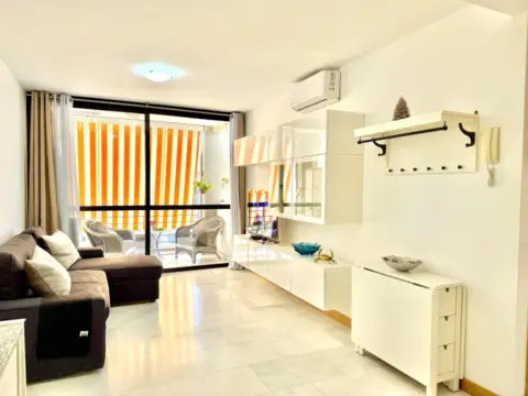 Apartamento en Avenida de las Gaviotas, 1