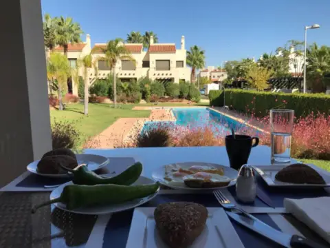 Dúplex en calle Cantil,  3