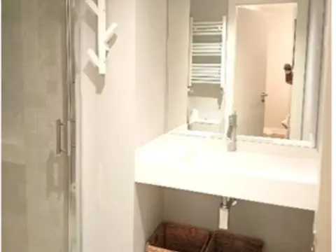 Piso en calle de Ucrania, 4