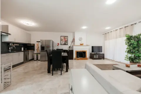 Casa adosada en calle Sand,  10