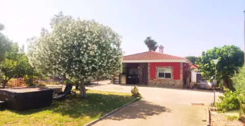 Chalet unifamiliar en Urbanización Urbanización los Lebratos,  1