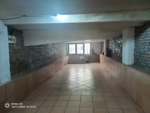 Almacén en calle del Doce Ligero de Artillería, 29