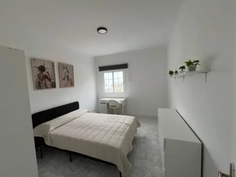 Habitación en calle Valladolid, 58