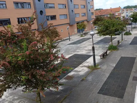 Piso en calle Lakuaburua, 2