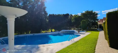 Chalet adosado en Avenida del Locutor Vicente Hipólito, 20
