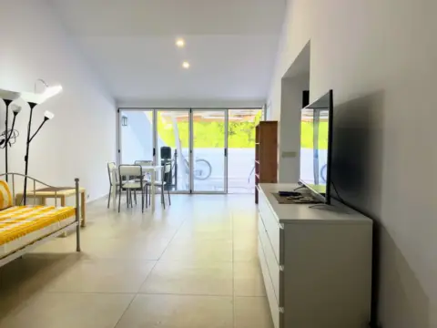 Chalet pareado en calle de los Jazmines, 17