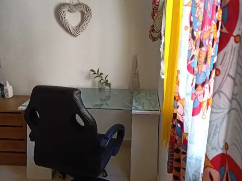 Habitación en Avenida de Oviedo, 11