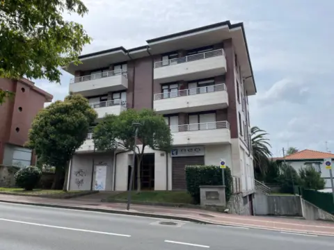 Piso en calle de Tribiñu Alde, 1