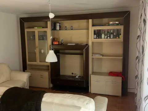 Chalet adosado en calle Armonio, 10