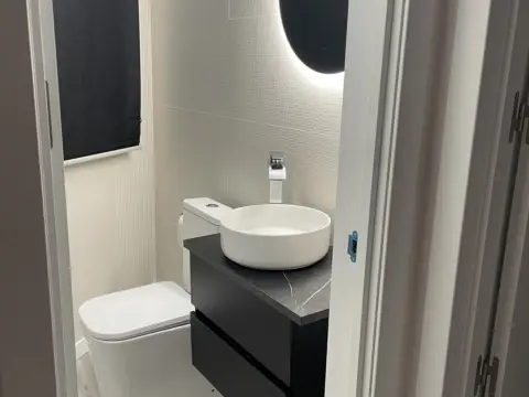 Chalet pareado en calle Romero, 42