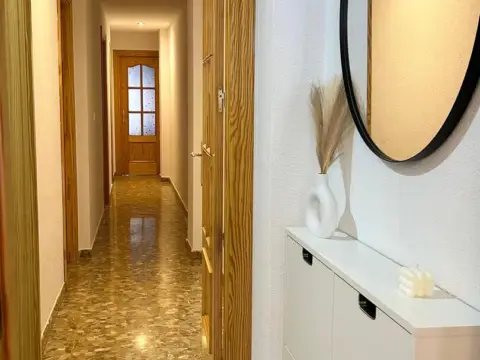 Piso en Plaza de las Tres Cruces, 2