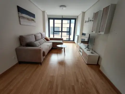 Piso en Avenida de Madrid, 16