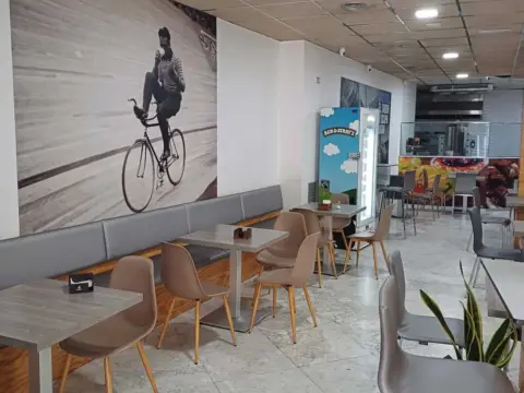 Local comercial en calle Obispo Frutos, 11