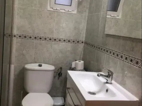 Piso en Avenida de las Fuerzas Armadas, 12