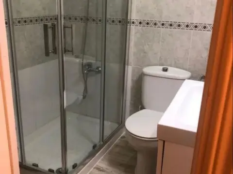 Piso en Avenida de las Fuerzas Armadas, 12