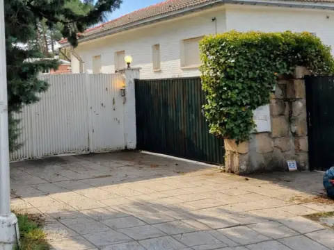 Chalet en calle de Cinca, 6